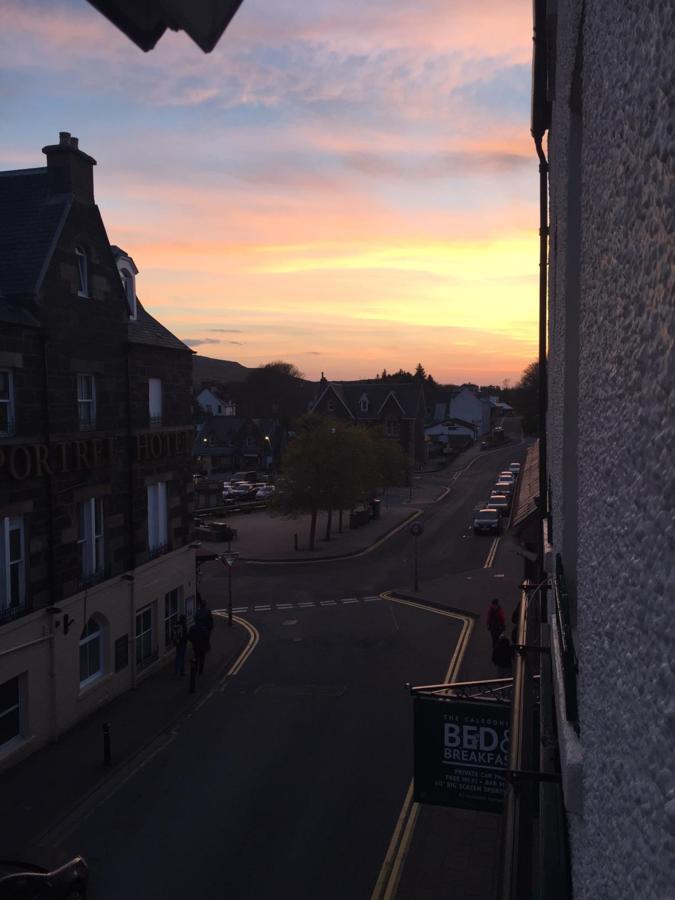 Caledonian Hotel Portree Exteriör bild