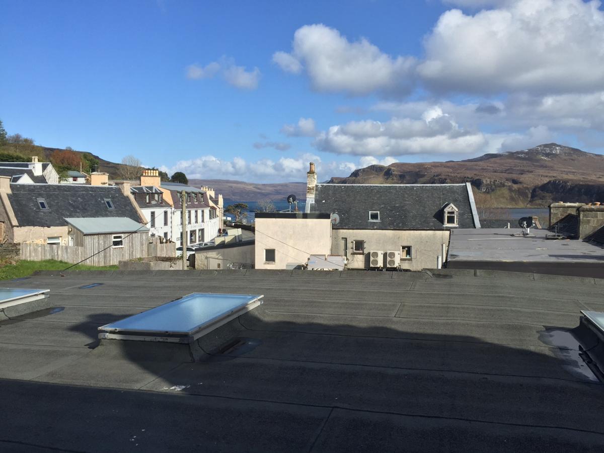 Caledonian Hotel Portree Exteriör bild