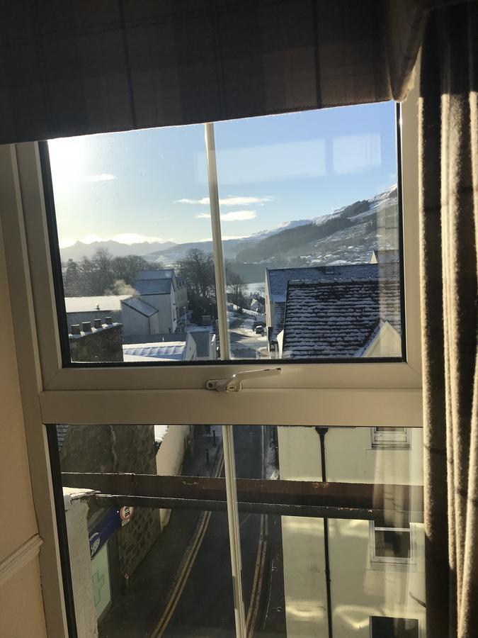 Caledonian Hotel Portree Exteriör bild